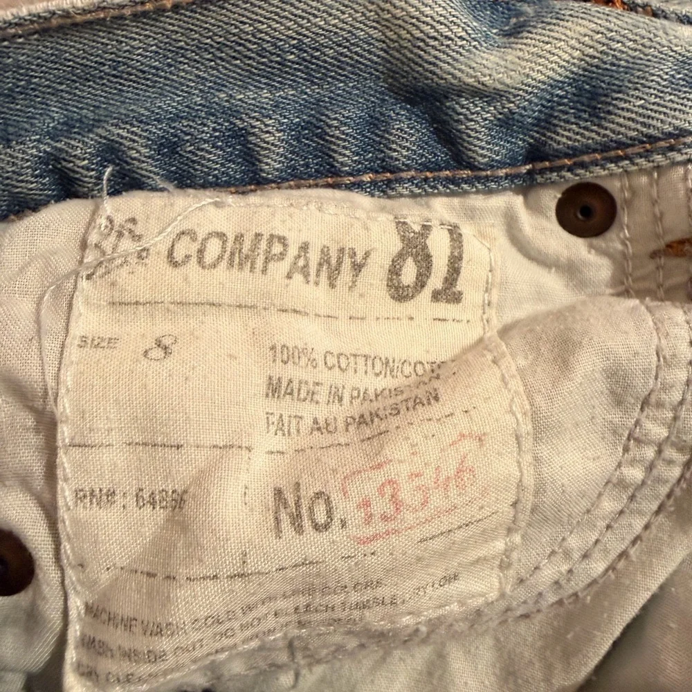 Boys slightly distressed Jeans sz 8